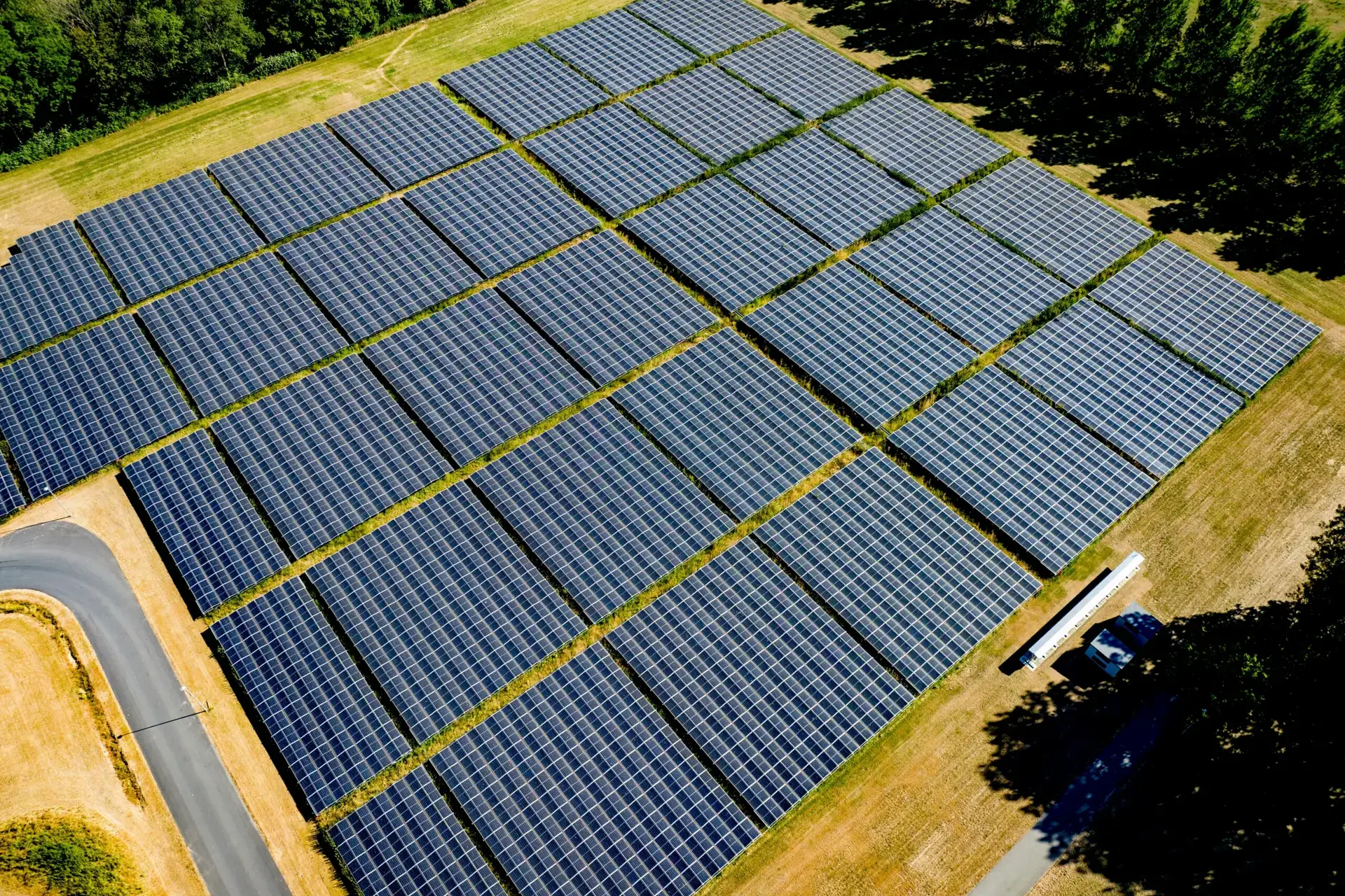 Solarpark aus der Luft